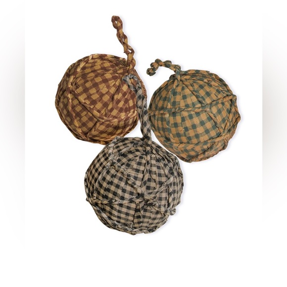 *Primitive Rag Balls Set of 3 Assorted Colors - Picture 12 of 12